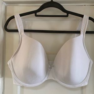 White Teeshirt Bra